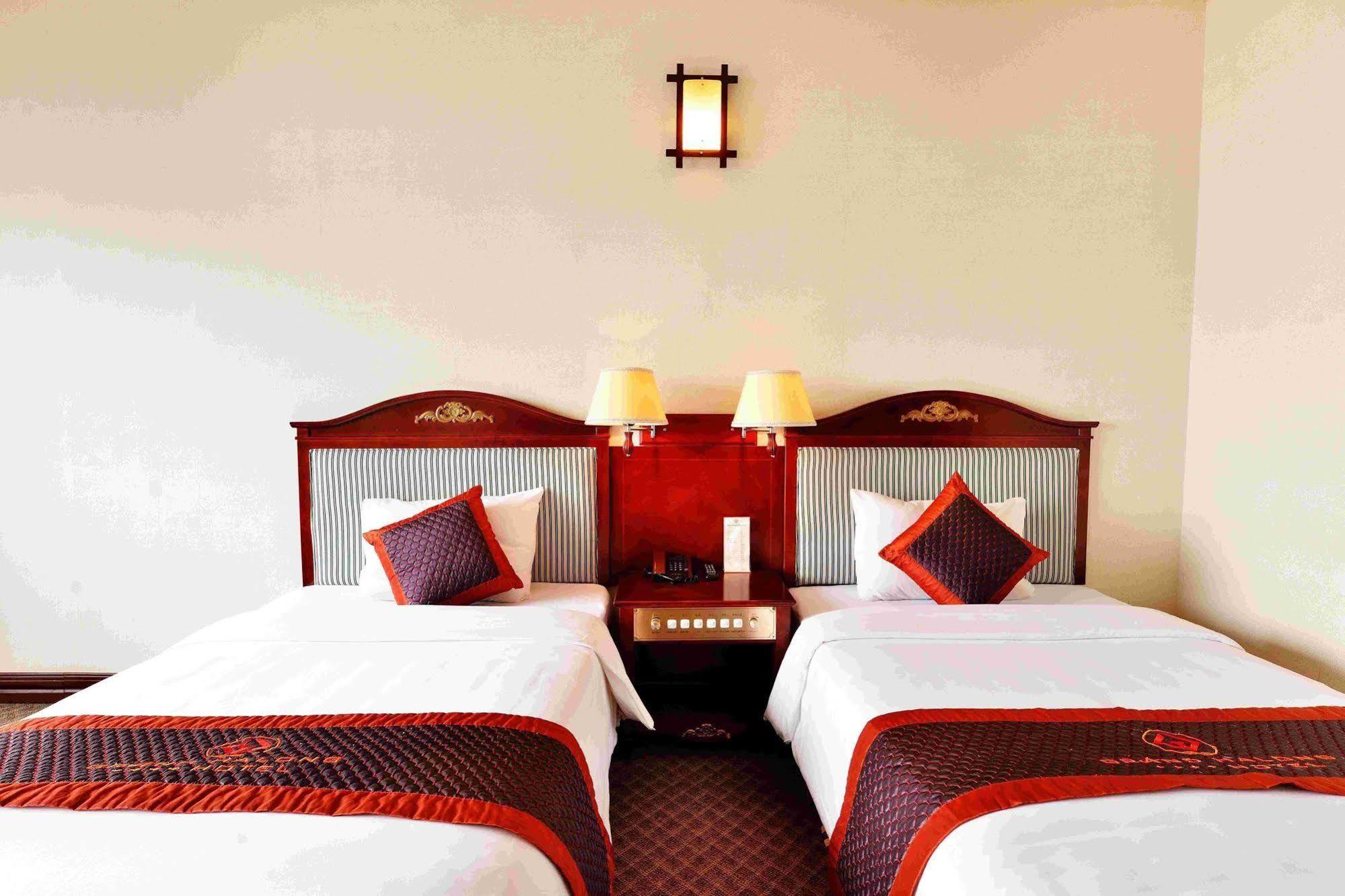 Grand Ha Long Hotel Extérieur photo