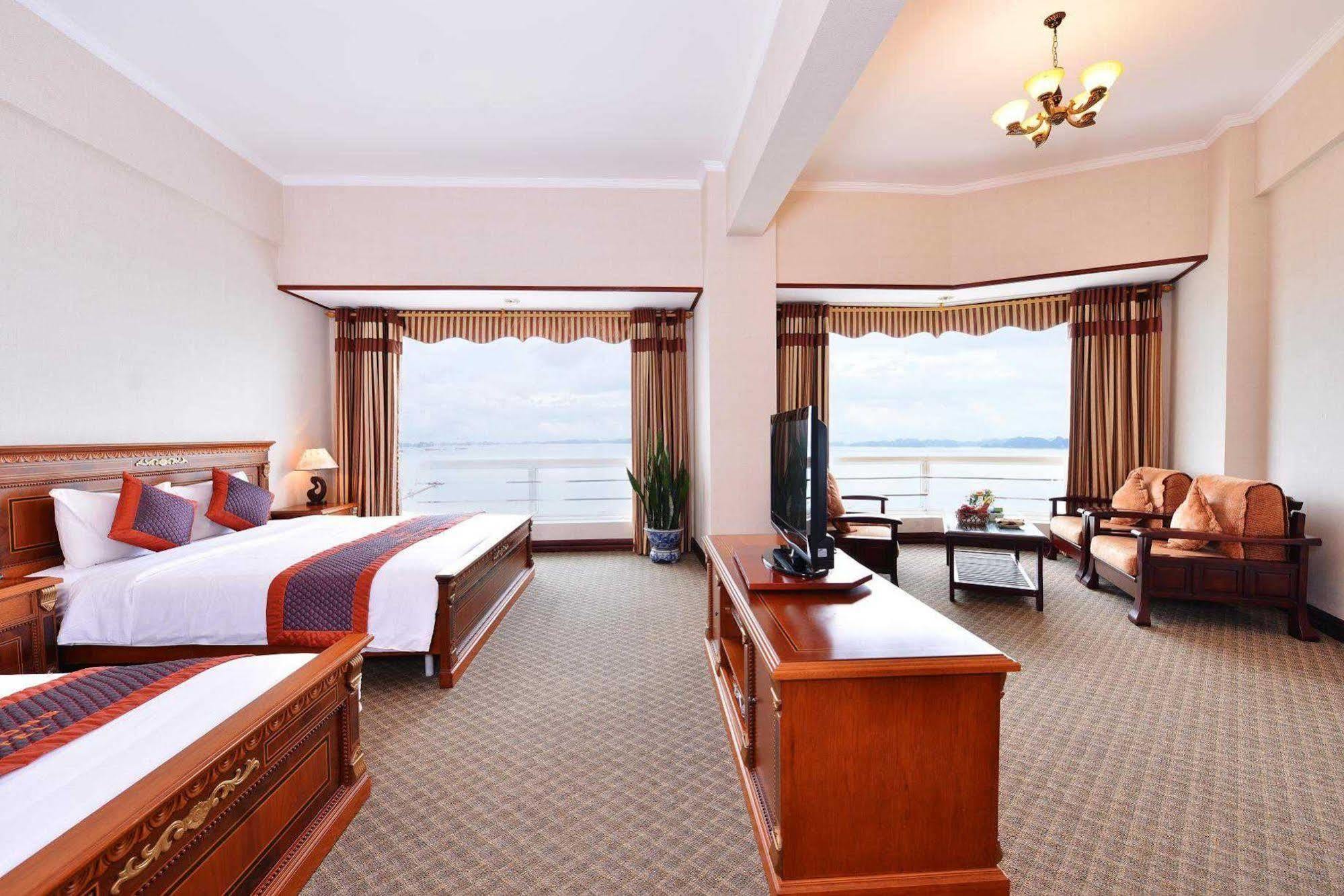 Grand Ha Long Hotel Extérieur photo