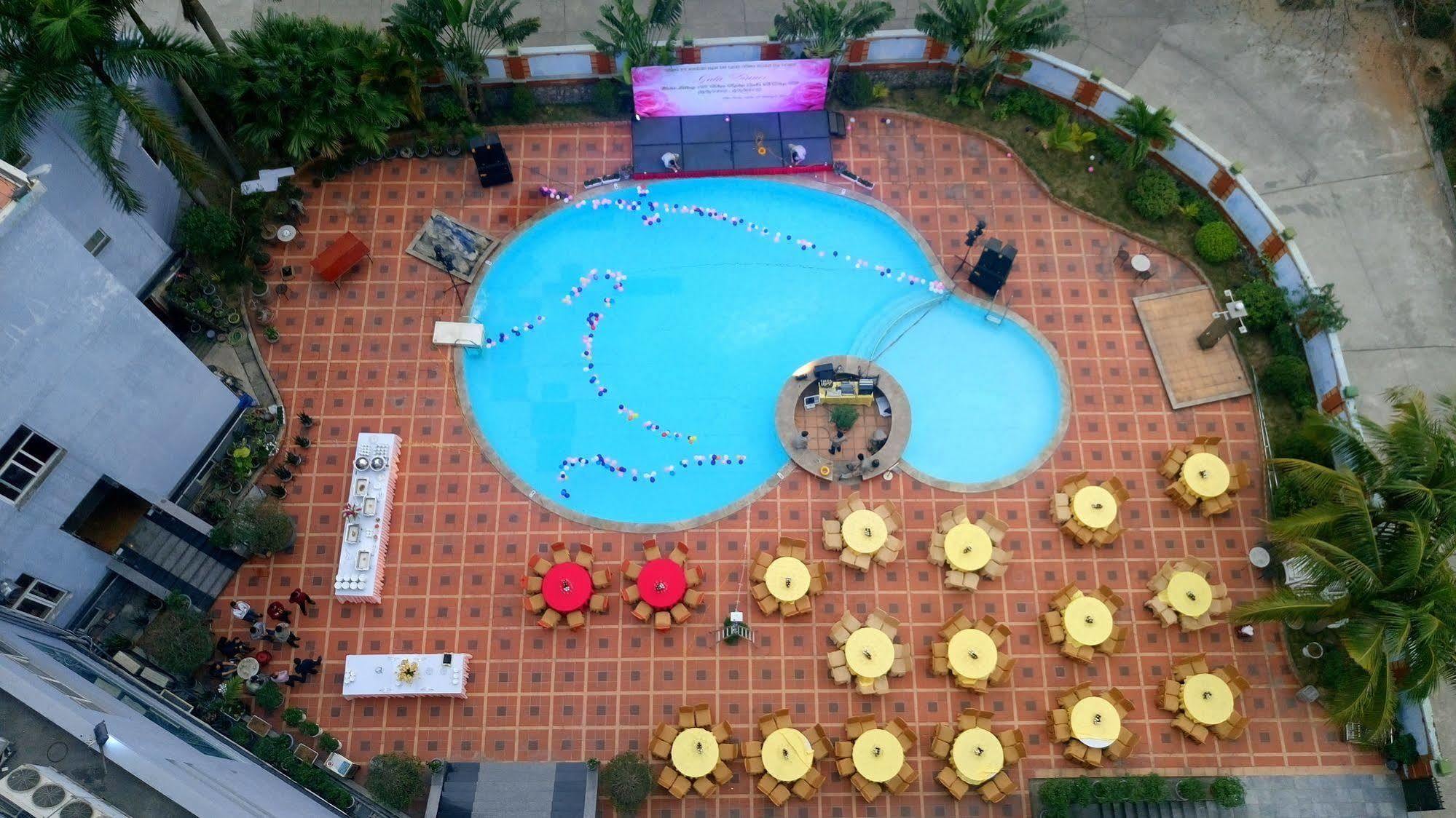 Grand Ha Long Hotel Extérieur photo